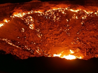 Darvaza-Door_to_Hell.jpg