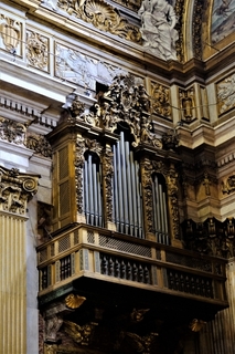 church-pipe-organ.jpg