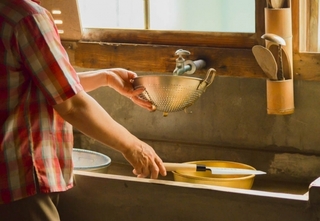 evening_kitchen.jpg
