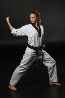 karate_girl.jpg