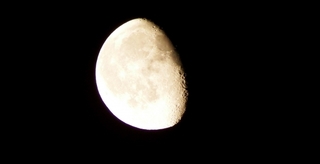nakashio-moon.jpg