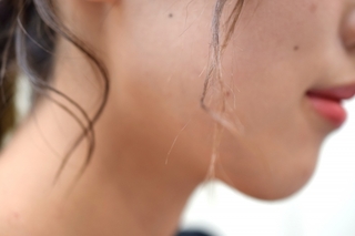 neck-girl.jpg
